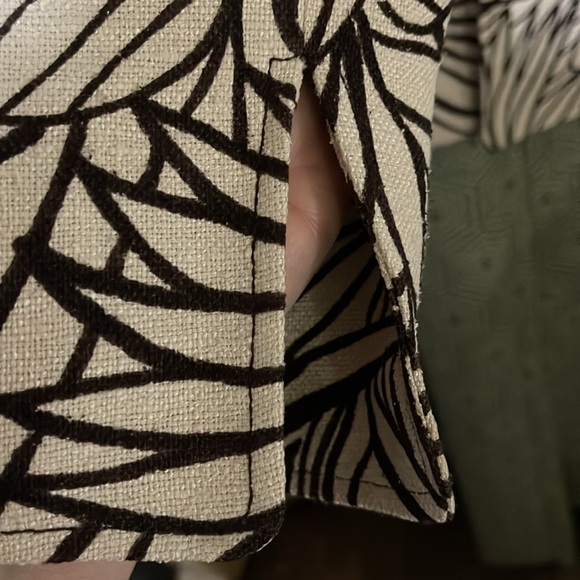 Doncaster 100% Silk Jacket says Size 12 EUC - Picture 5 of 6